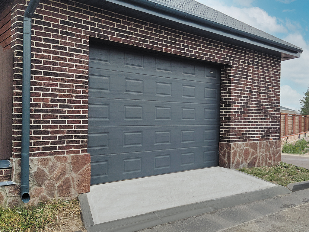 RSD02 burilish mexanizmiga ega po'lat sendvich panellardan yasalgan seksiyali garaj eshiklari